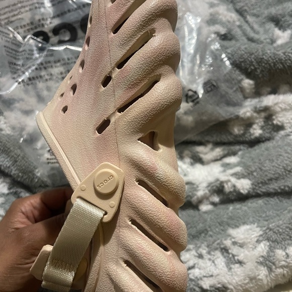 CROCS Women's Light Pink Clogs - Picture 3 of 4